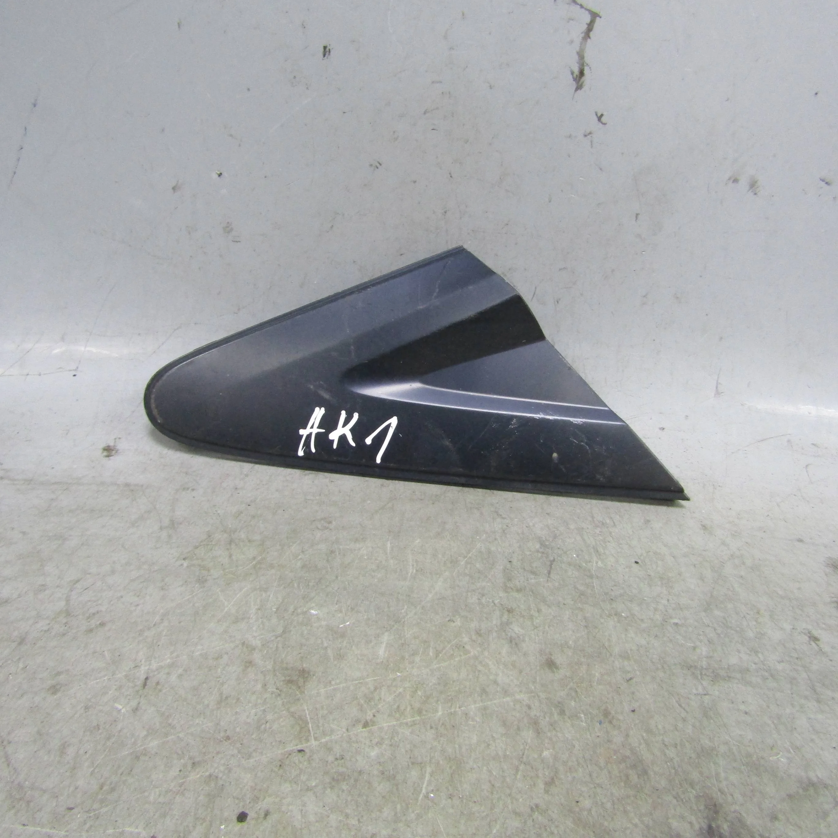 Накладка зеркала правая HONDA Civic 5D 2006-2011