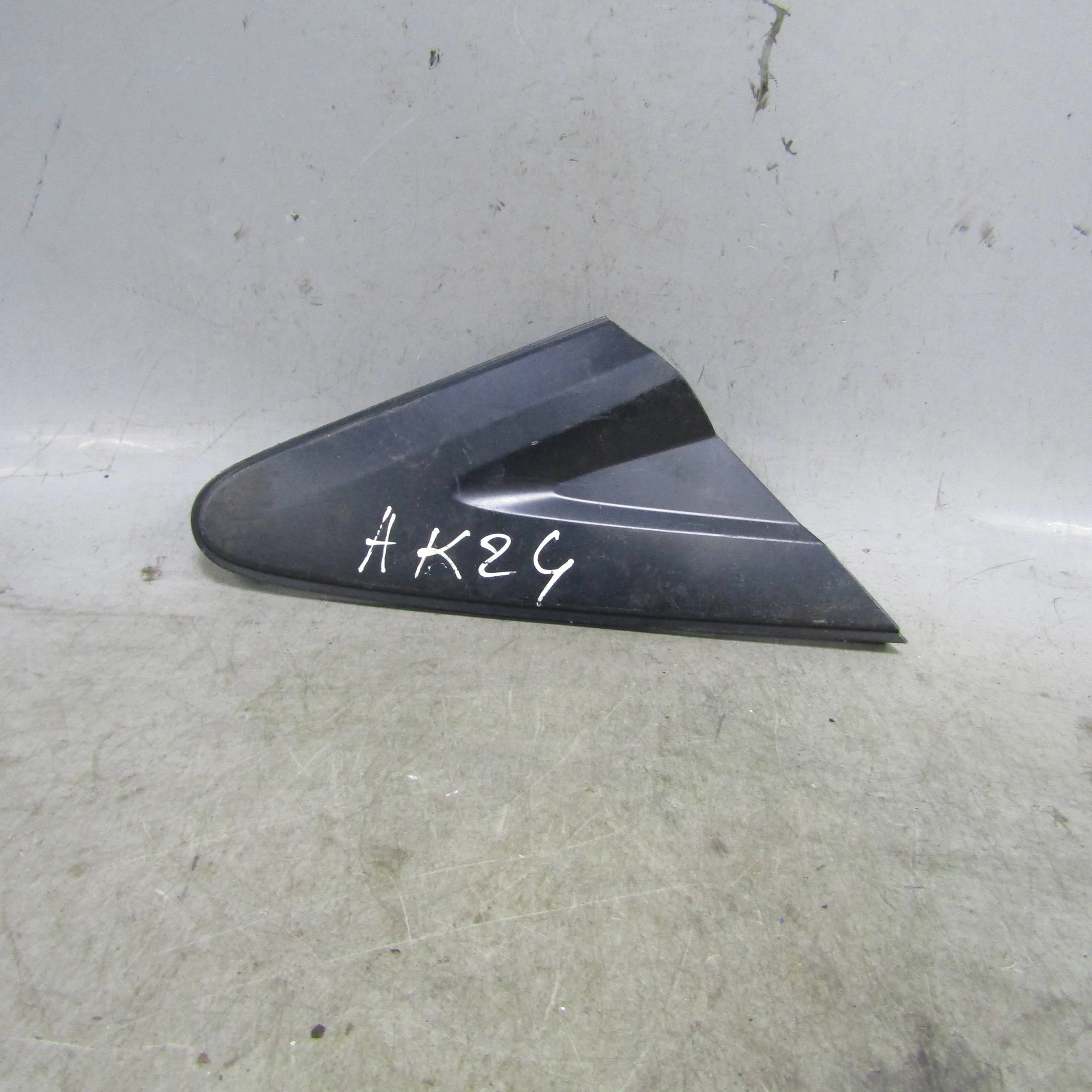 Накладка зеркала правая HONDA Civic 5D 2006-2011