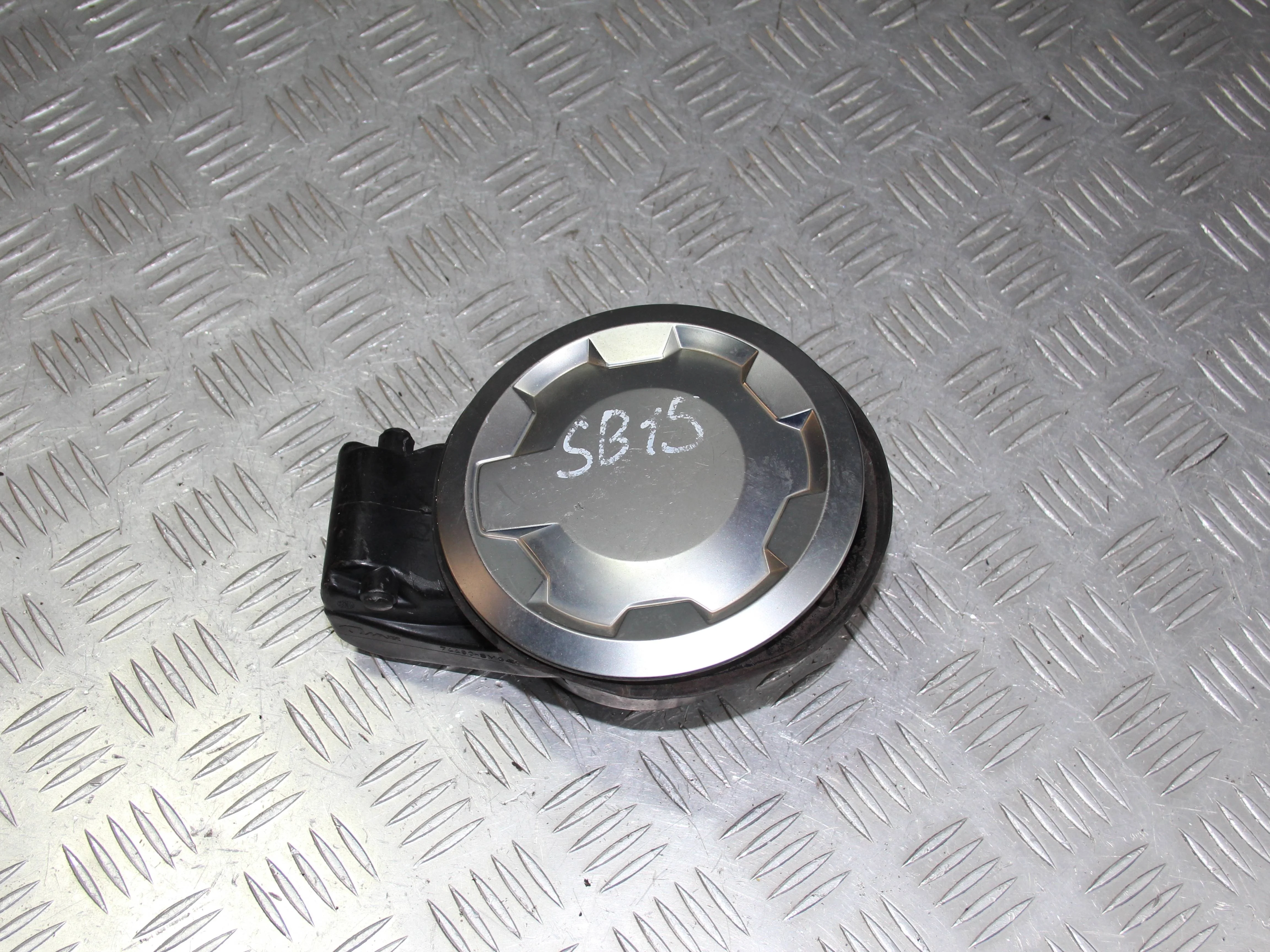 Лючок бензобака HONDA Civic 5D 2006-2011