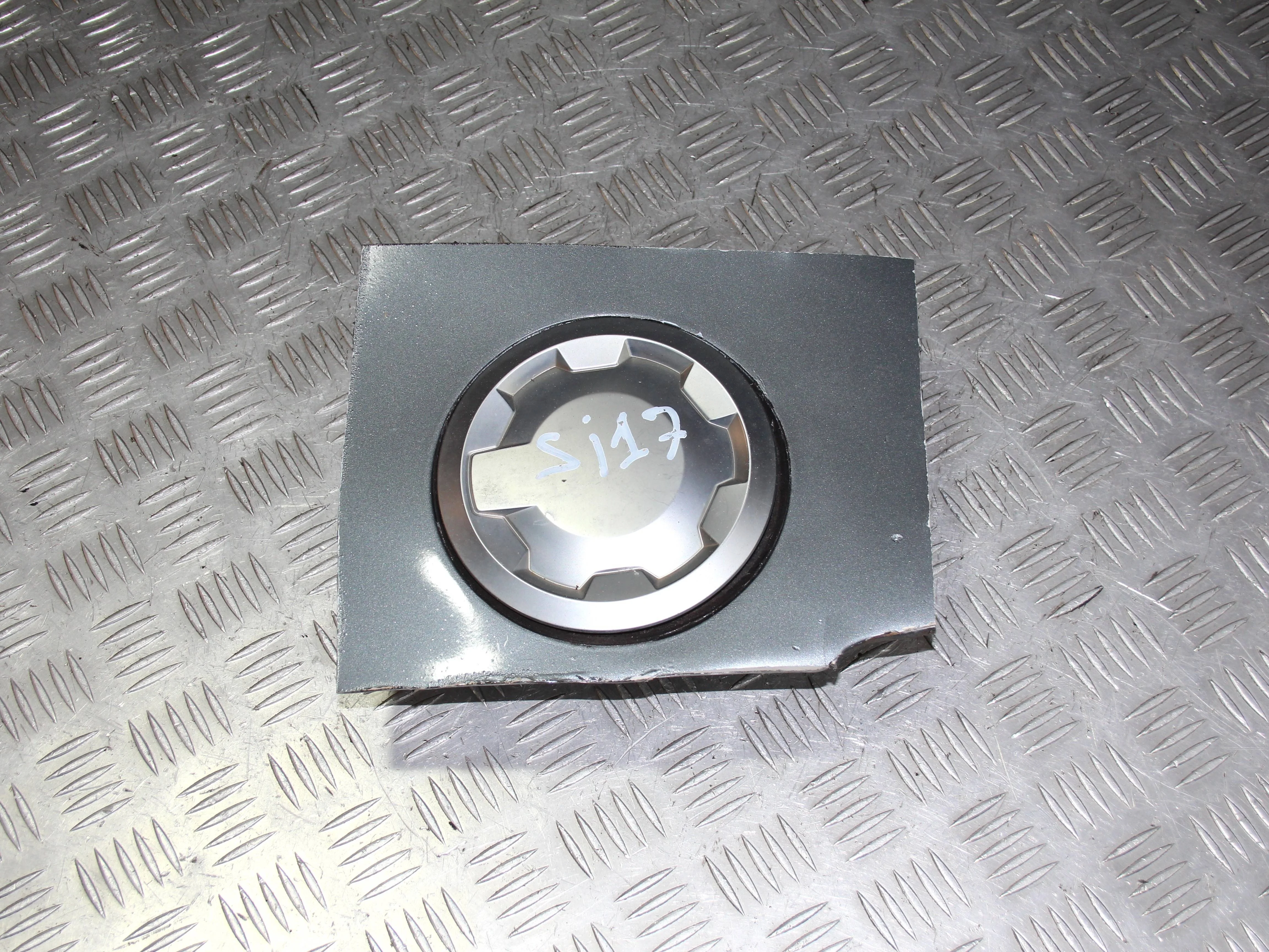 Лючок бензобака HONDA Civic 5D 2006-2011