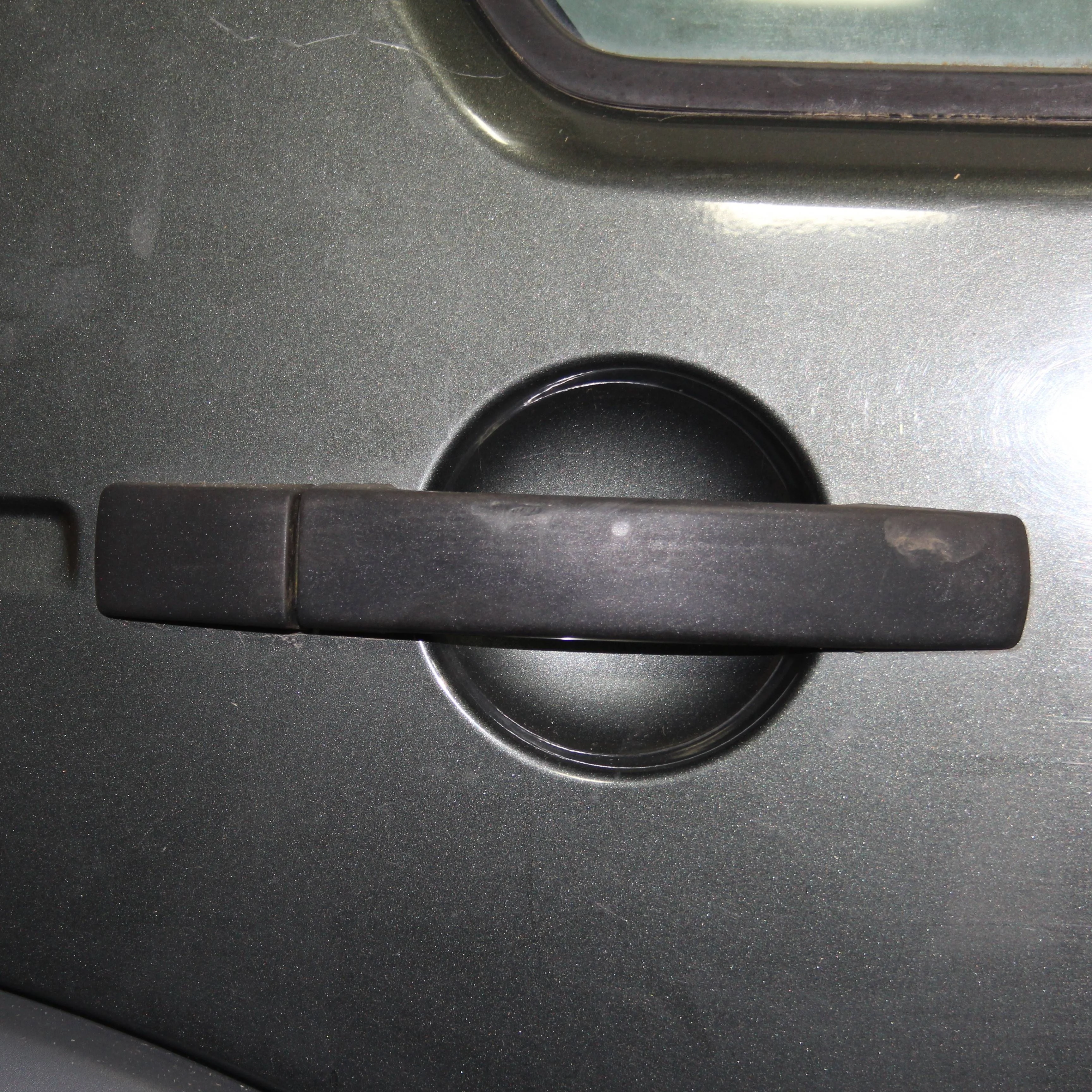 Ручка двери наружная LAND ROVER Discovery 3 2004-