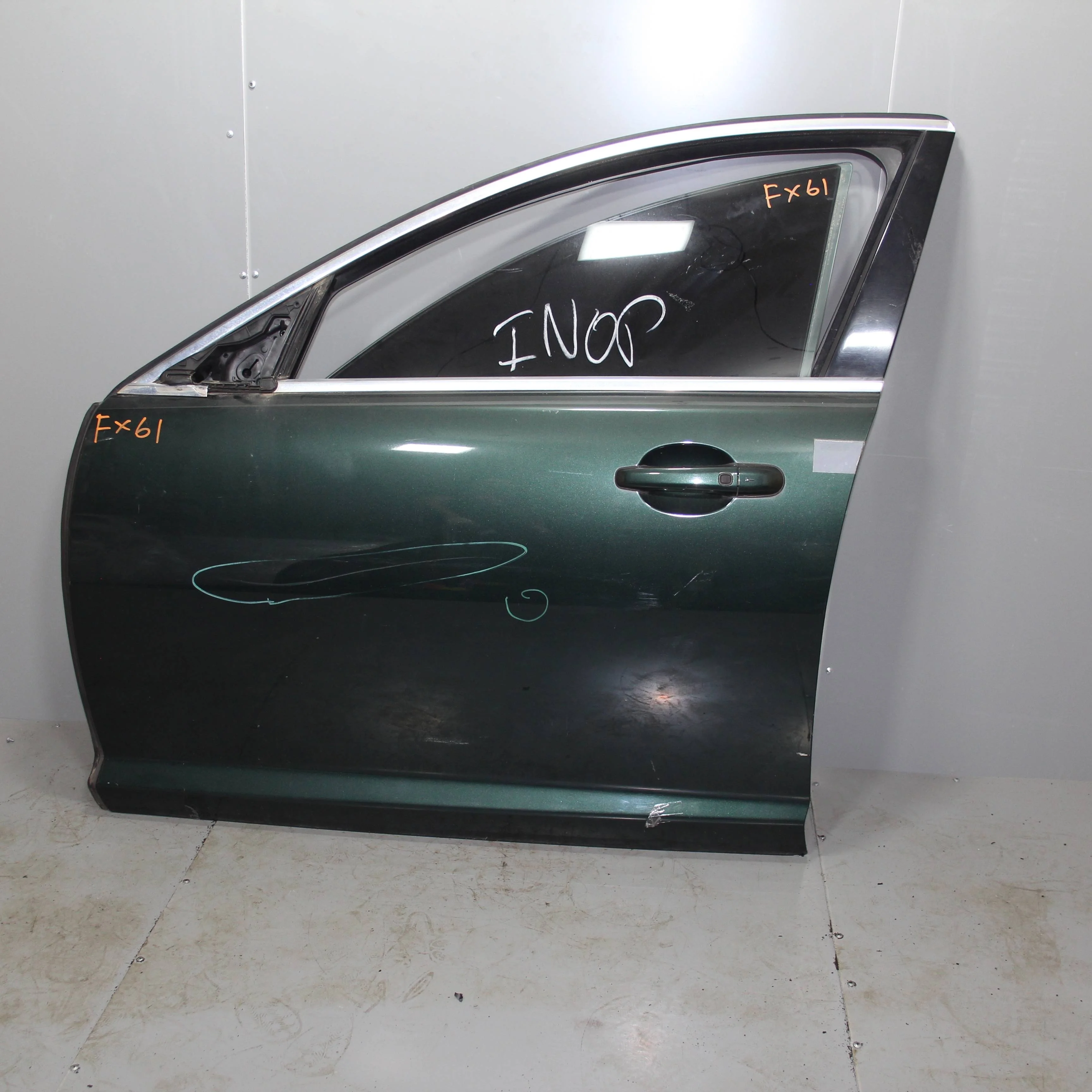 Дверь передняя левая JAGUAR XF 2011-2015