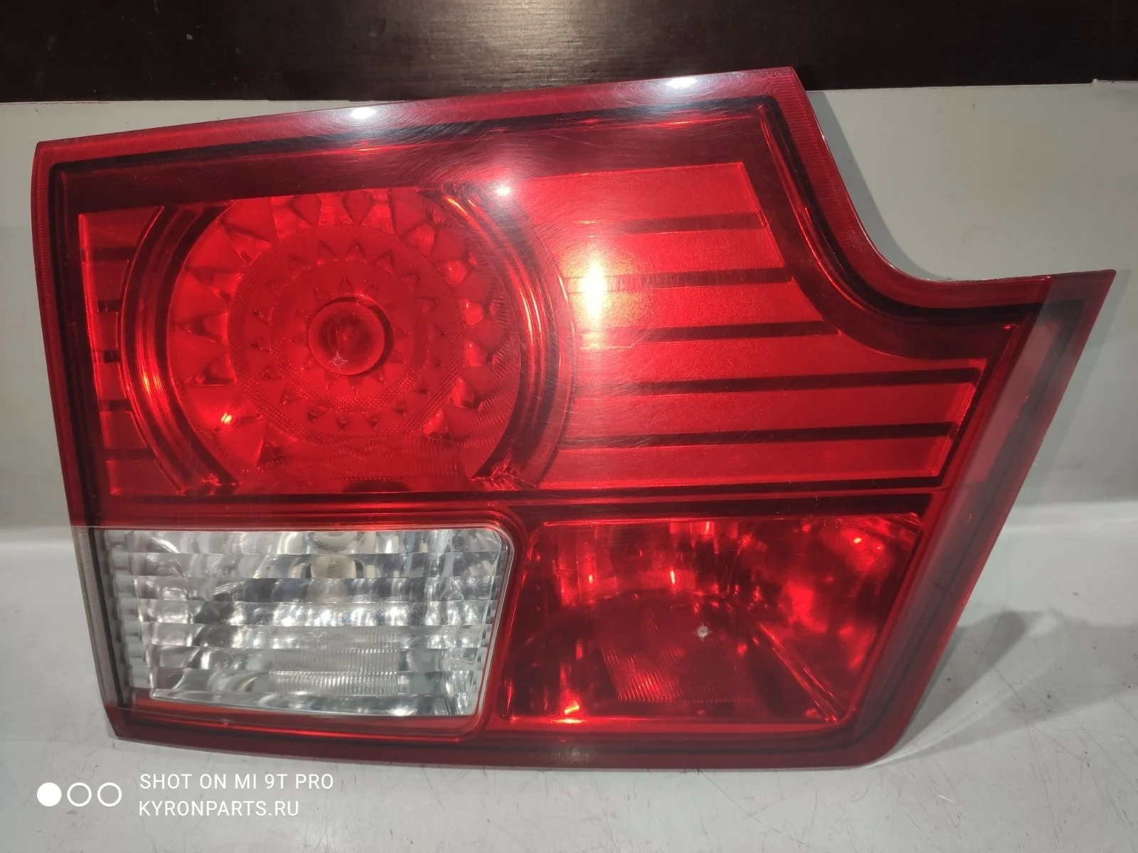 Фонарь внутренний SsangYong Kyron 2012 D130