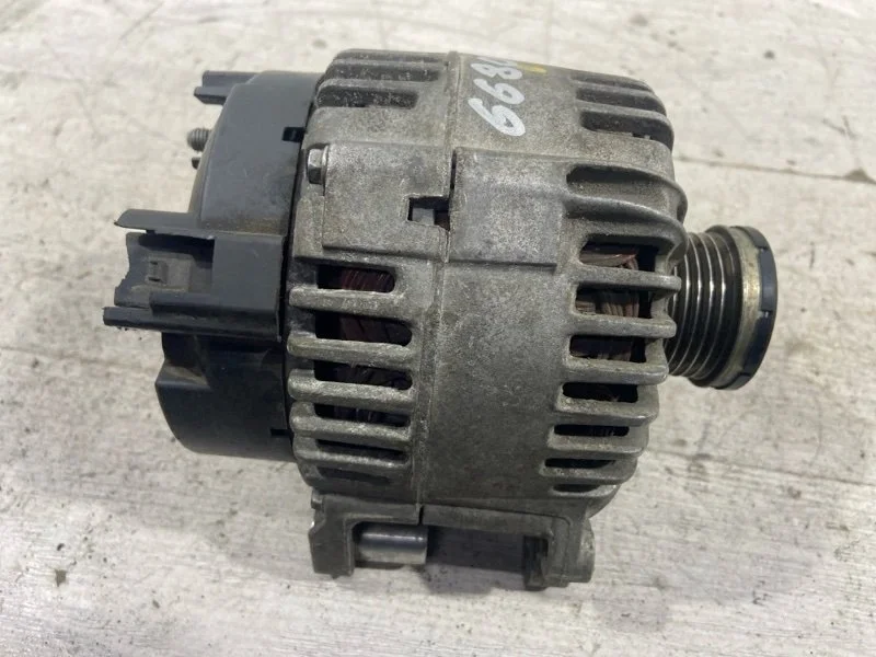Генератор Volkswagen Crafter (06-11) 2008