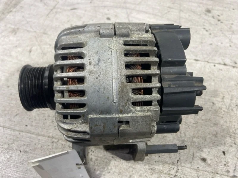 Генератор Volkswagen Crafter (06-11) 2.5 TDI 2010