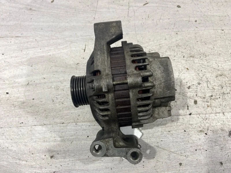 Генератор Ford Fusion (01-12) UAV 1.6L