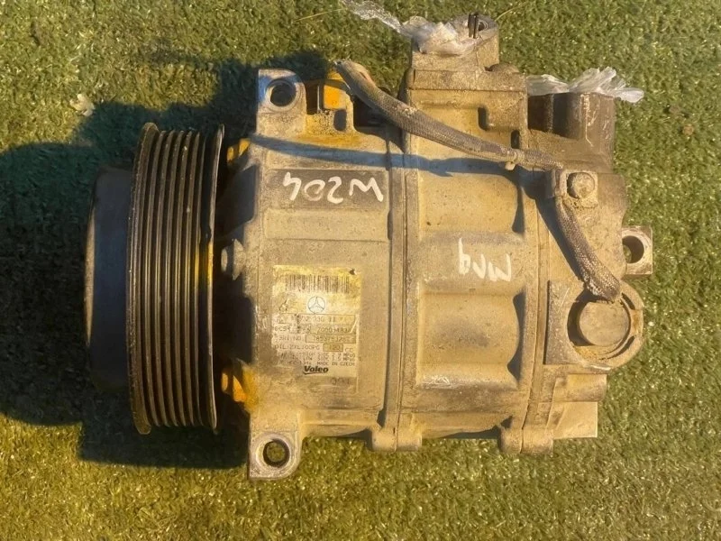 Компрессор кондиционера Mercedes-Benz -class 2008 W204