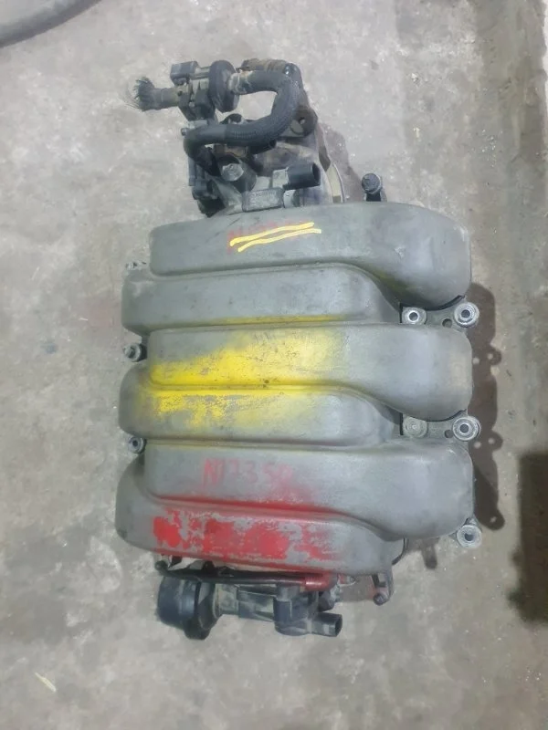 Коллектор впускной Audi A8 2004-2010 D3