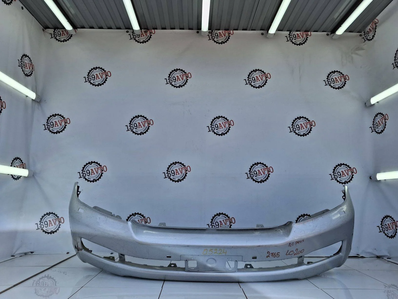 бампер Toyota Land Cruiser 200 2008-2021