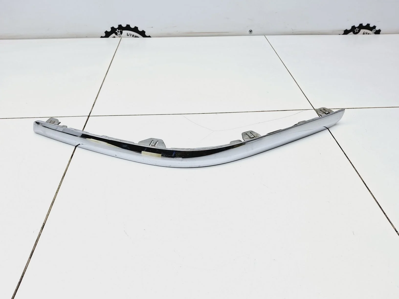 молдинг переднего бампера Nissan Teana (J31) 2003-2008