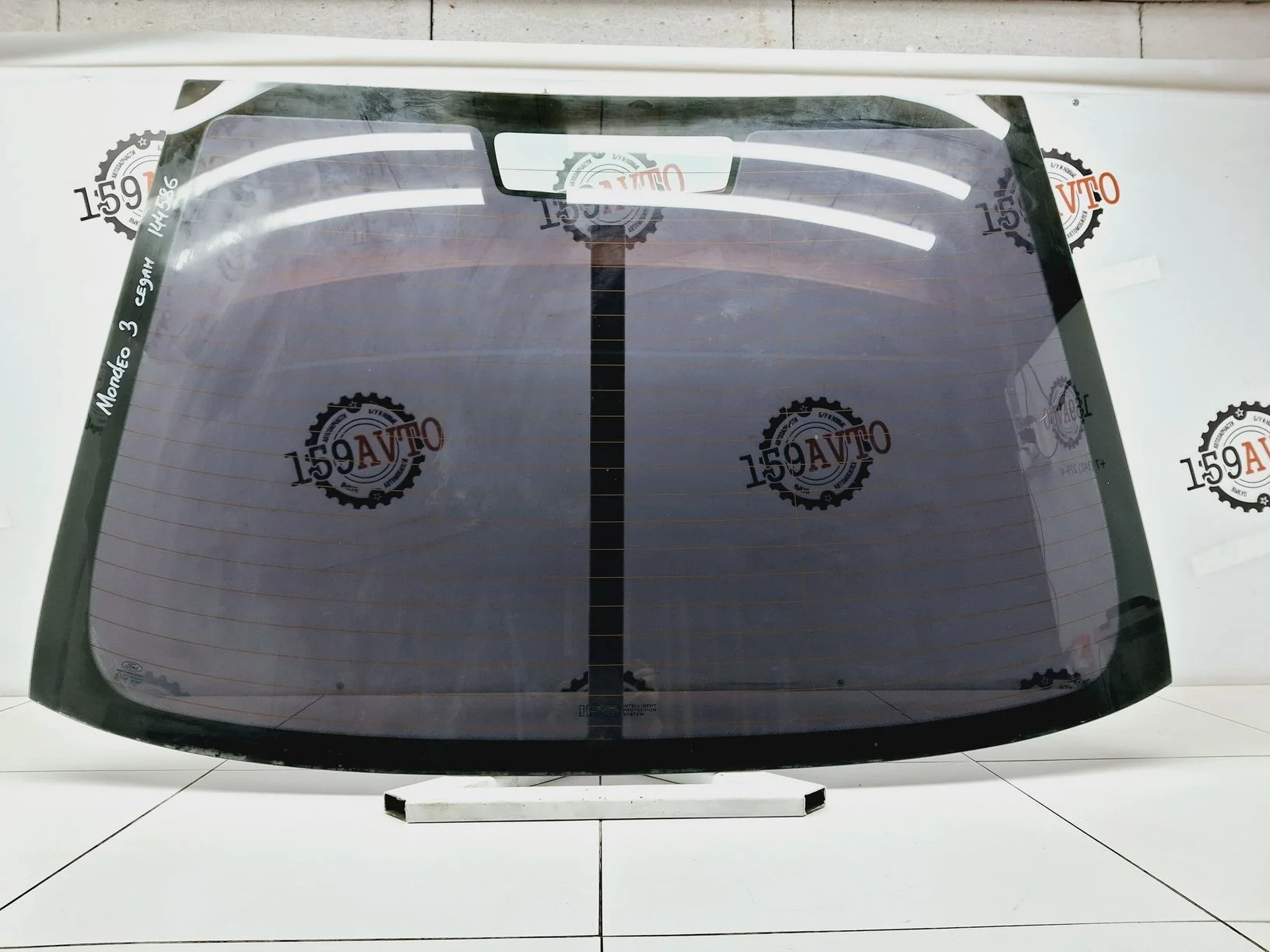 стекло Ford Mondeo III 2000-2007