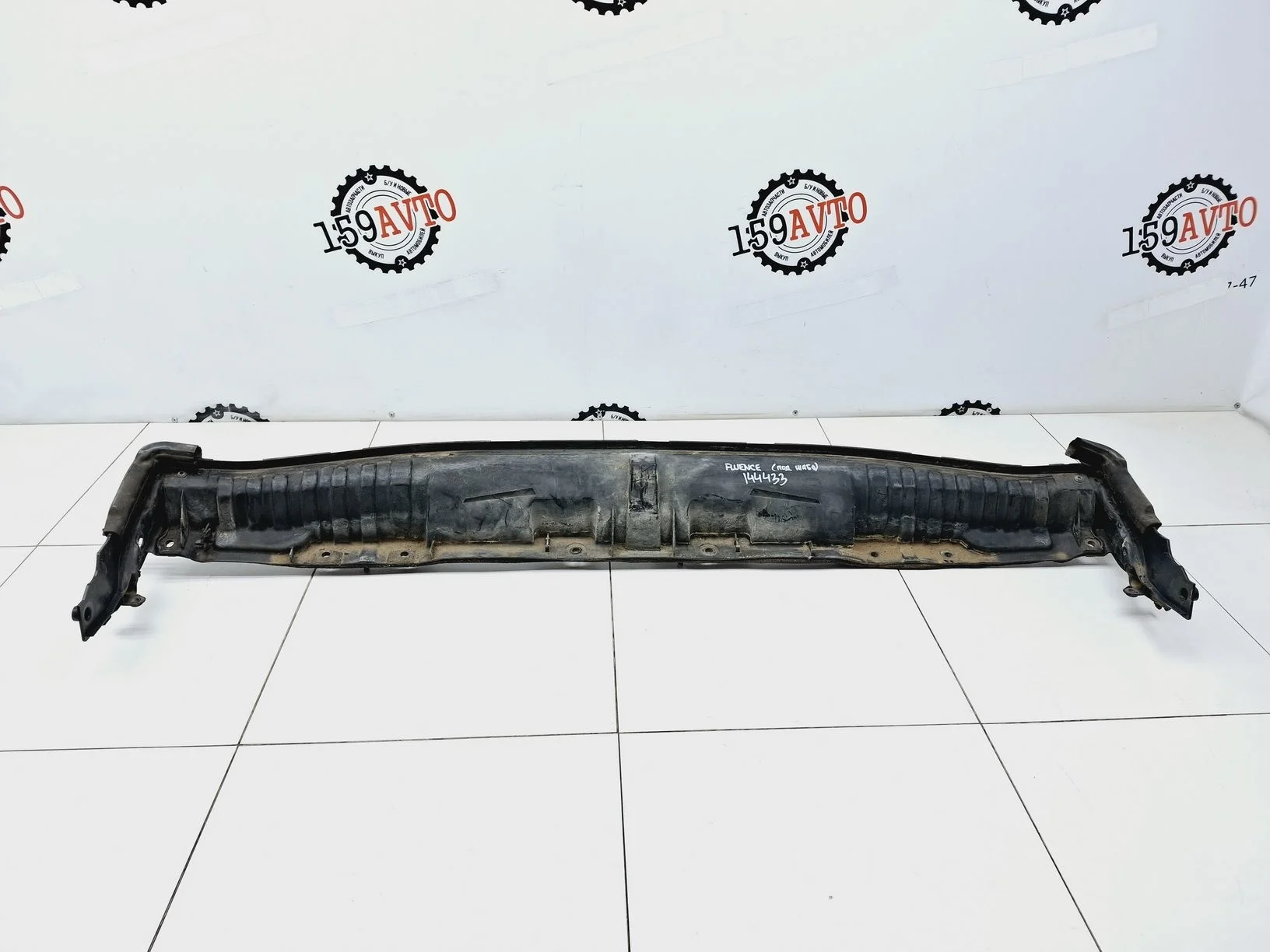 водосток Renault Fluence 2010-2020