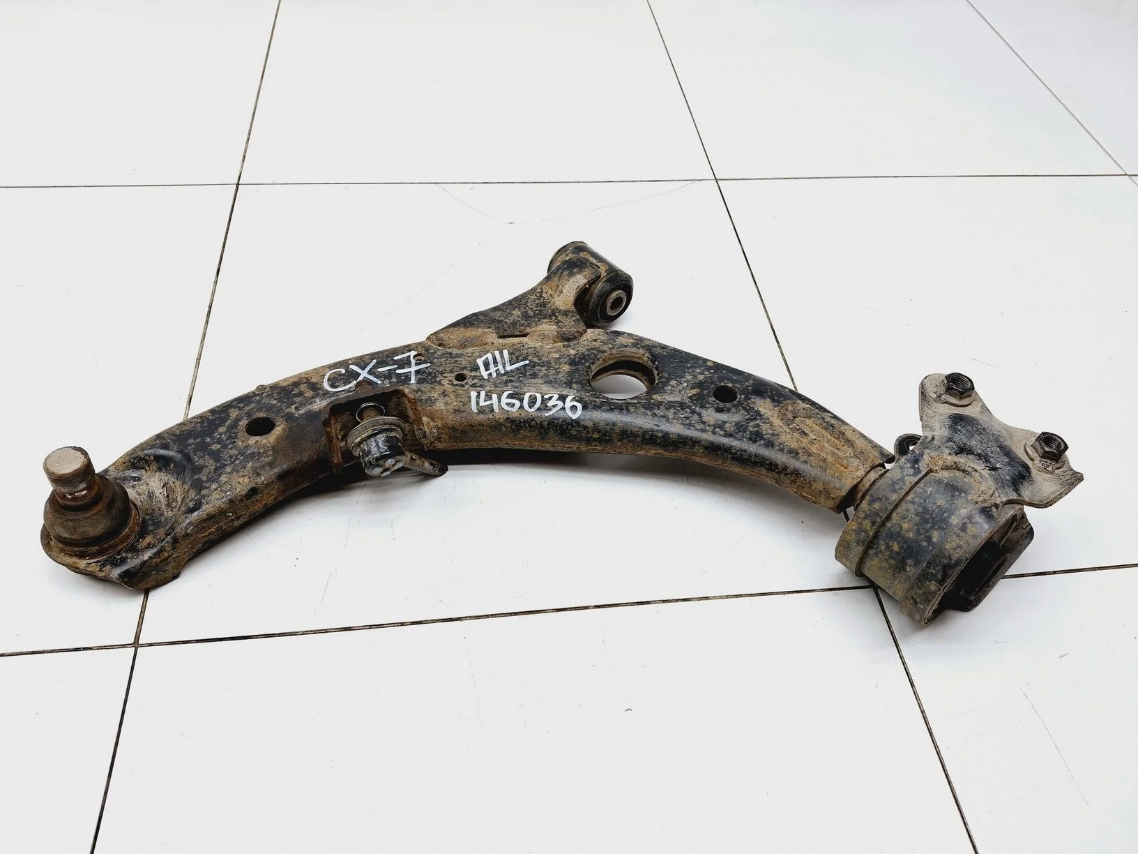 рычаг Mazda CX-7 2006-2012