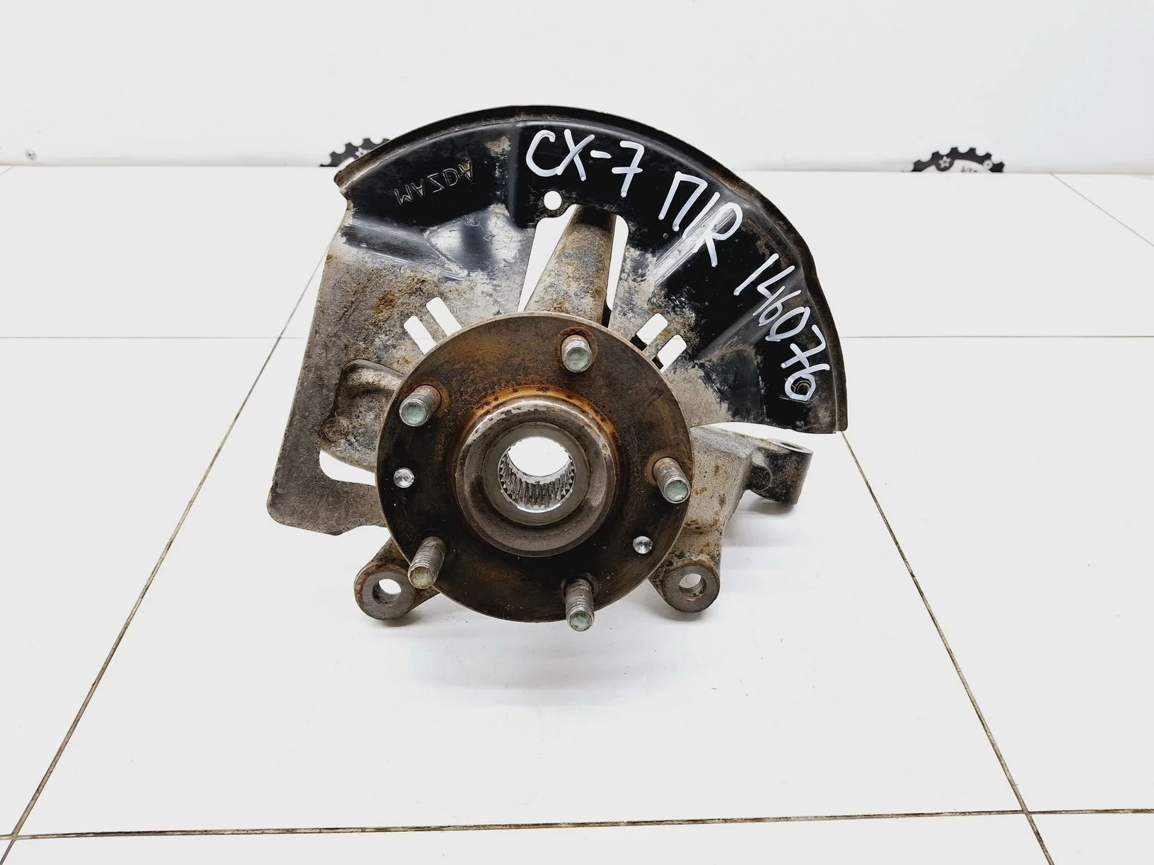 кулак поворотный Mazda CX-7 2006-2012