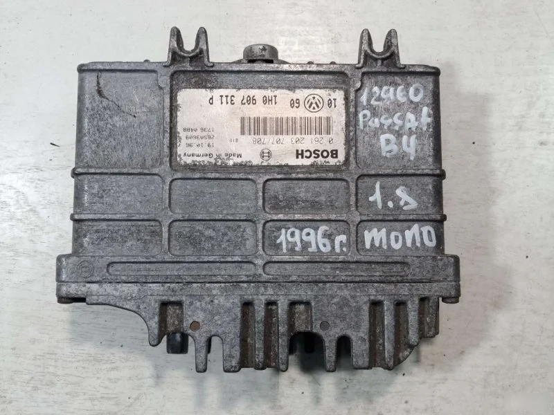 Блок управления Volkswagen Passat B4 1996 Универсал