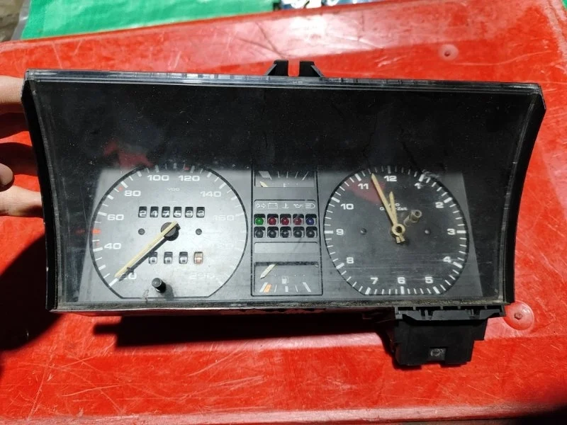 Щиток приборов Volkswagen Golf 2 1992 Хетчбек