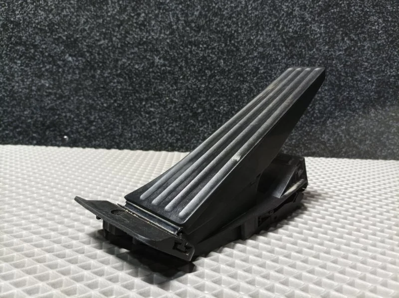 Педаль газа Bmw 5 2014 35426858574 F10 N20B20B