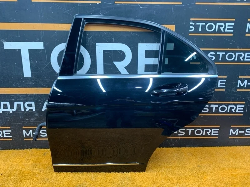 Дверь Mercedes-Benz -Class 2008 W204