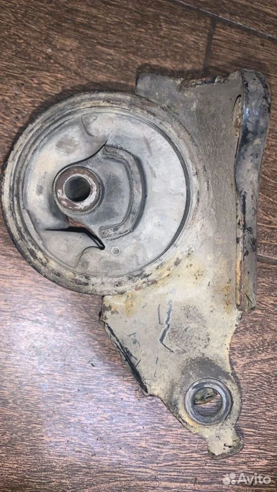 Подушка двигателя Nissan X-Trail I (2000—2007)