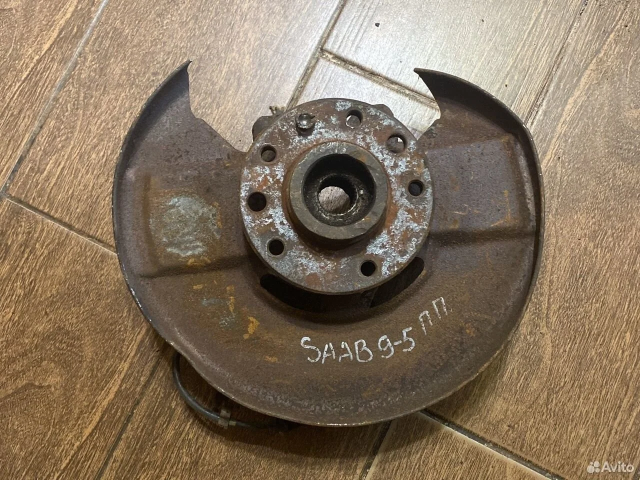 Поворотный кулак Saab 9-5 I рестайлинг (2001—2005)