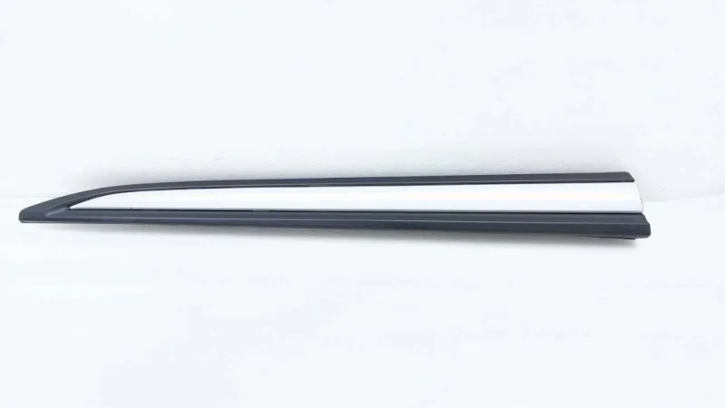 Накладка двери Mitsubishi Outlander 2021 GF3W