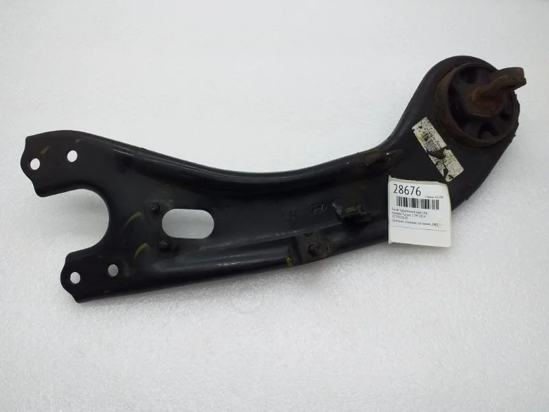 Рычаг подвески Hyundai ix35 2009-2015 LM