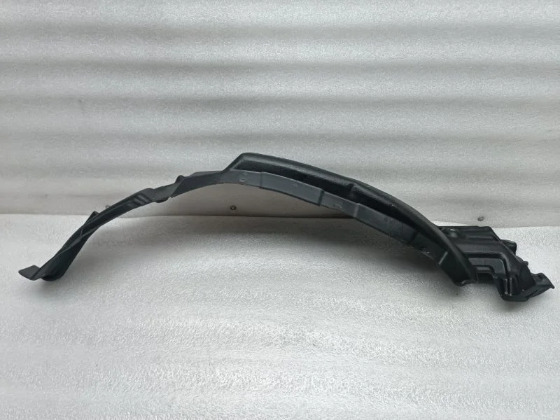 Подкрылок Toyota Land Cruiser 1998-2007 HDJ100
