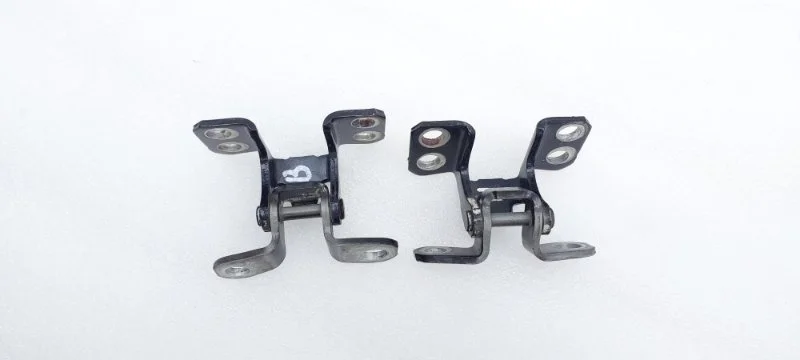Петля двери багажника Toyota Land Cruiser Prado 2012 150