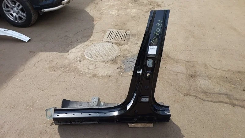 Порог со стойкой Kia K5 2021 DL3