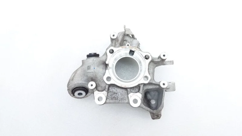 Кулак поворотный BMW X5 2021 G05