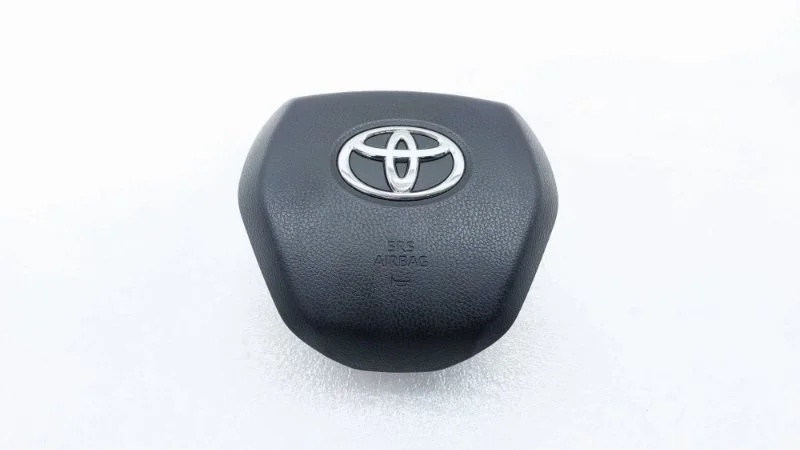Подушка безопасности в руль Toyota Camry 2019 70