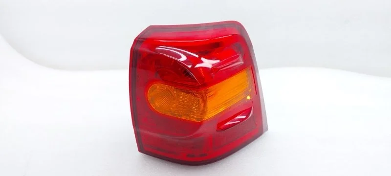 Фонарь Toyota Land Cruiser 2014 VDJ200