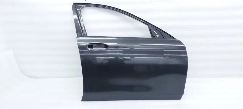 Дверь Mercedes-Benz -Class 2020 W213