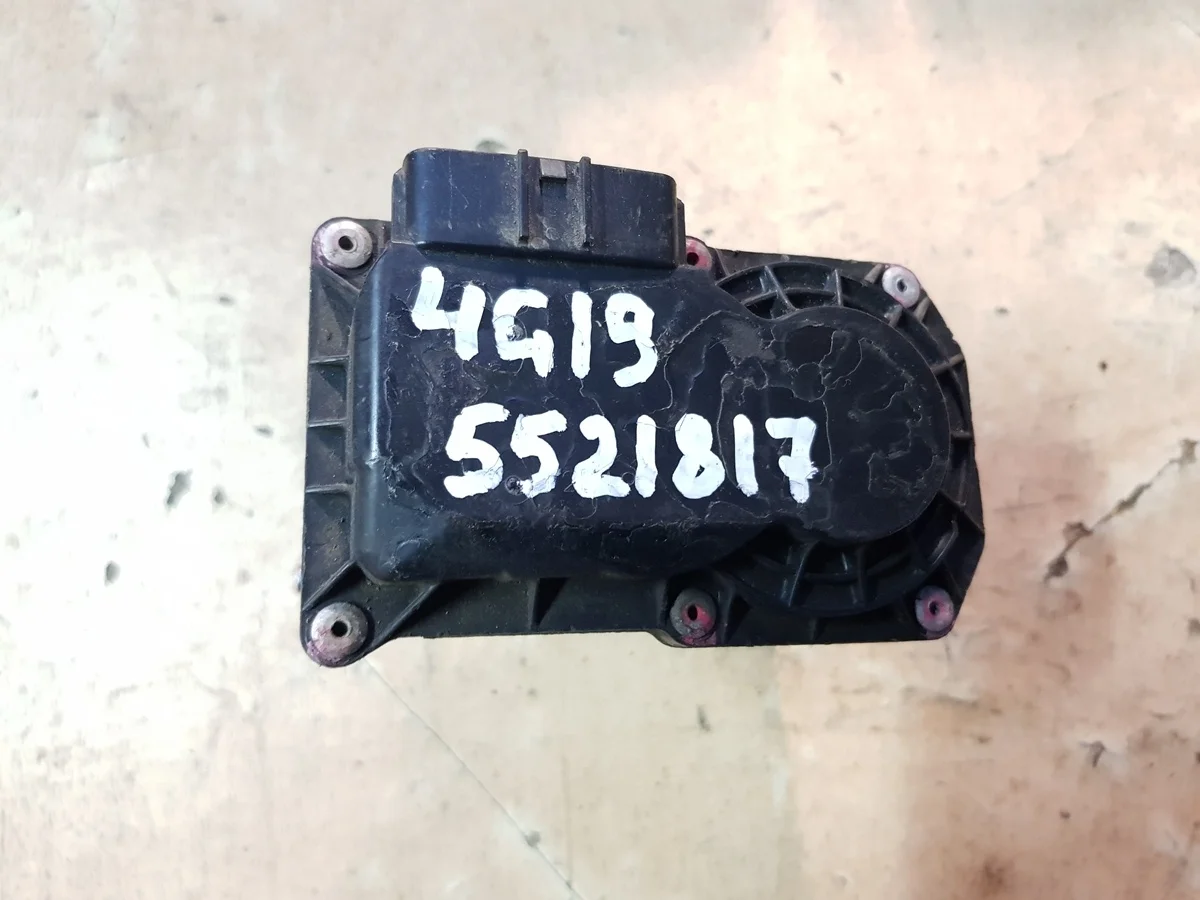дроссельная заслонка MITSUBISHI COLT 6, Z25A   МИЦУБИСИ   КОЛЬТ   КОЛТ    MN137645 2002-2012 (контрактная запчасть)