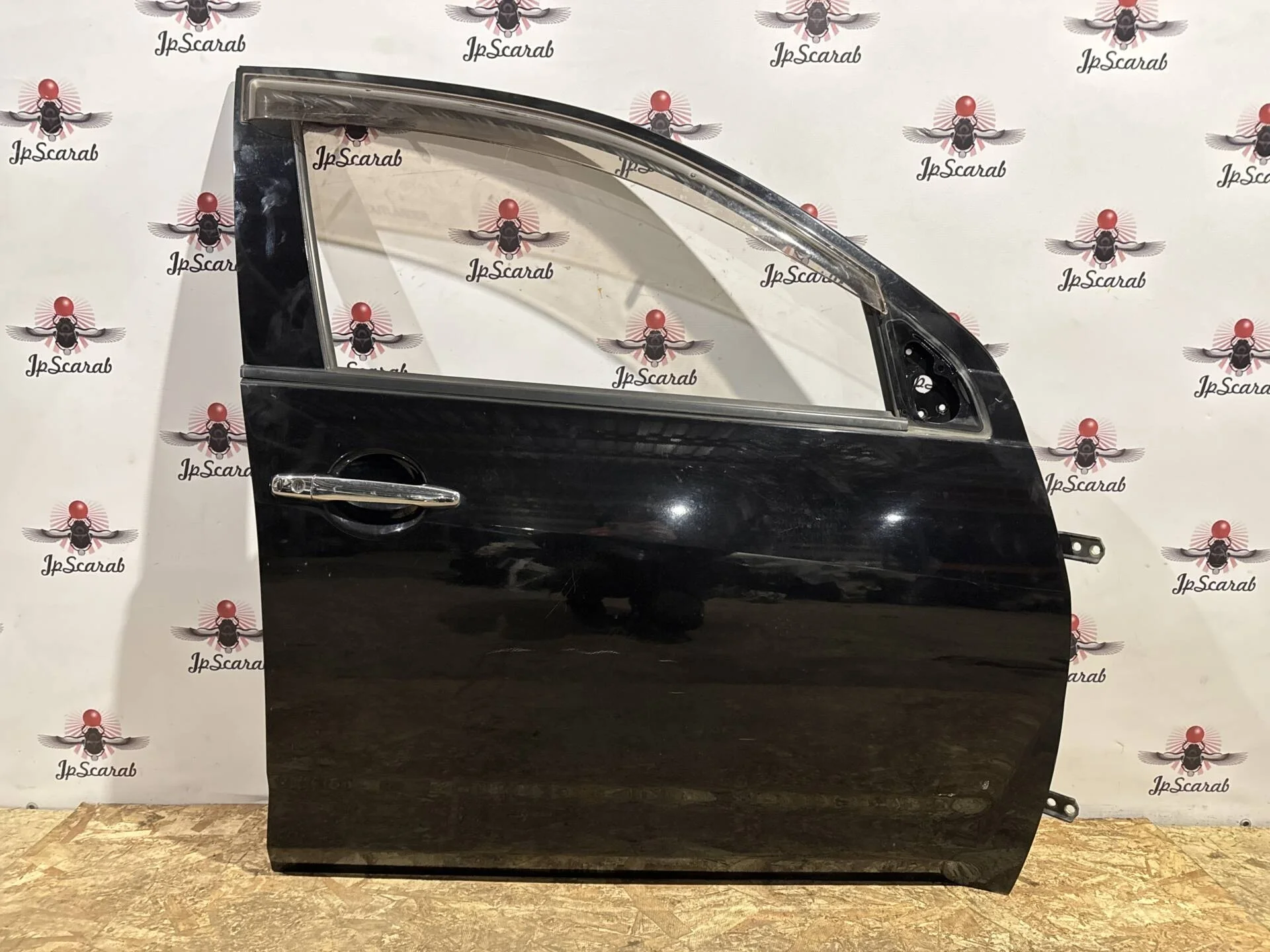 Дверь передняя правая Mitsubishi Outlander XL CW5W