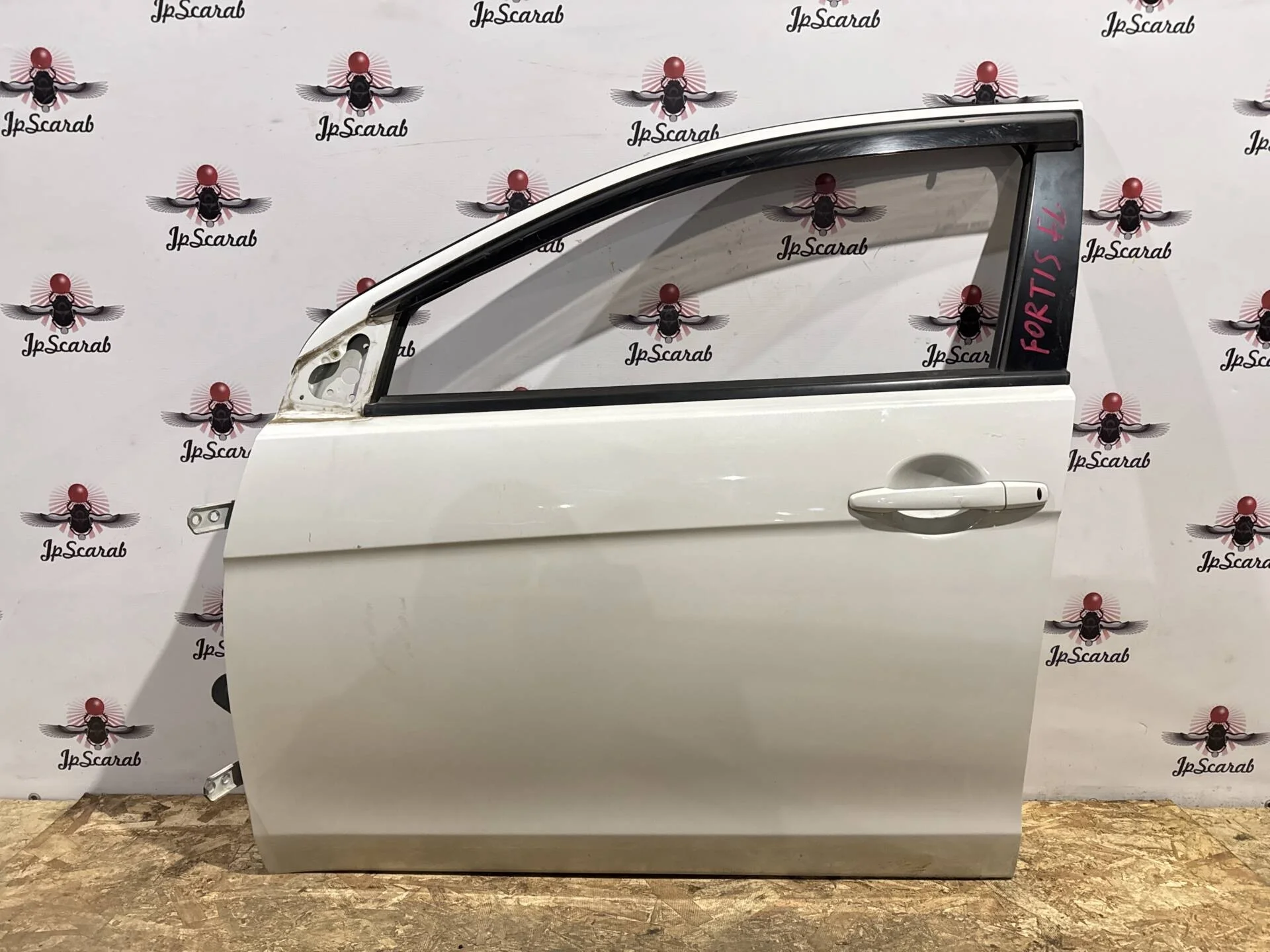 Дверь передняя левая Mitsubishi Lancer 10 CY