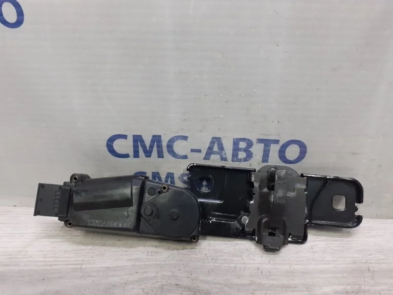 Замок багажника Audi A7 2011 4H0827383 C7 3.0 CGW