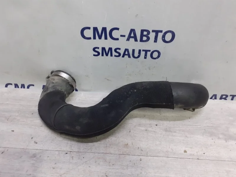 Патрубок интеркулера Audi A5 8K0145738M 8T/ КУПЕ 2.0T CDN, правый