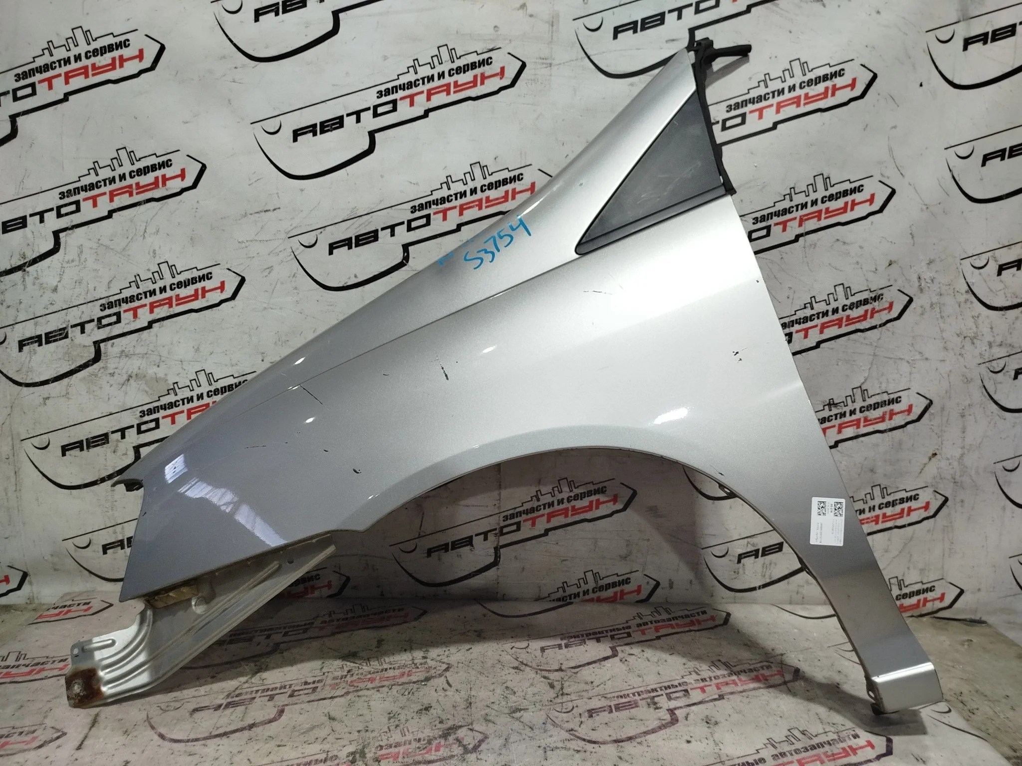 КРЫЛО NISSAN LIBERTY PM12 PNM12 RM12 RNM12 63101WF700 ПЕРЕДНЕЕ ЛЕВОЕ 2 МОДЕЛЬ серебро, KY0 S3754