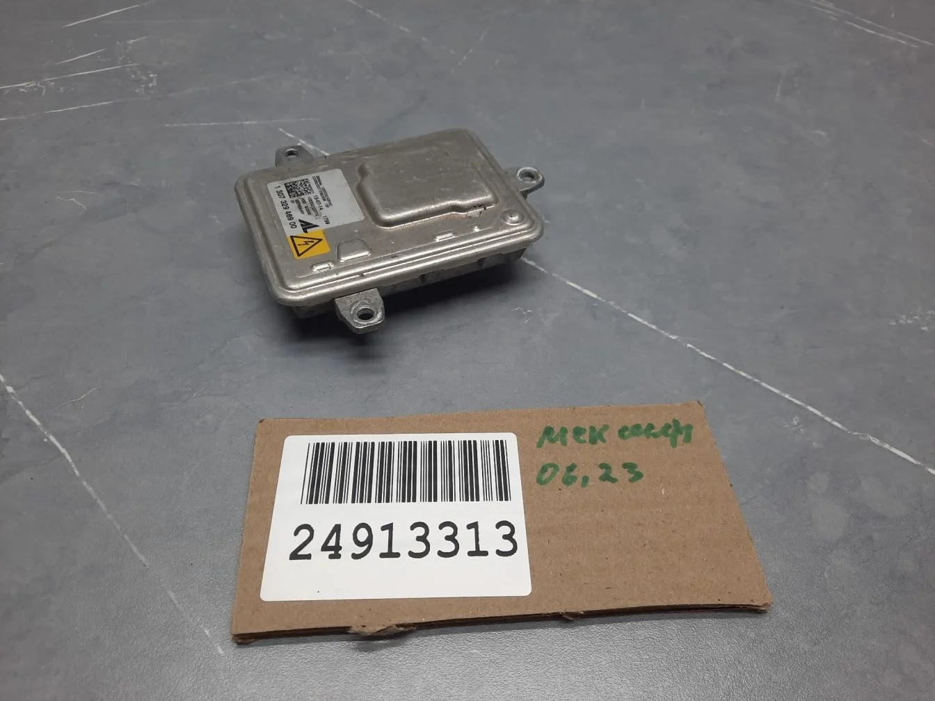 Блок ксеноновой лампы для Mercedes GLA-klasse X156 2013-2020