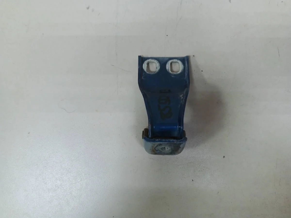 Петля двери багажника Ford C-MAX 2003-2010