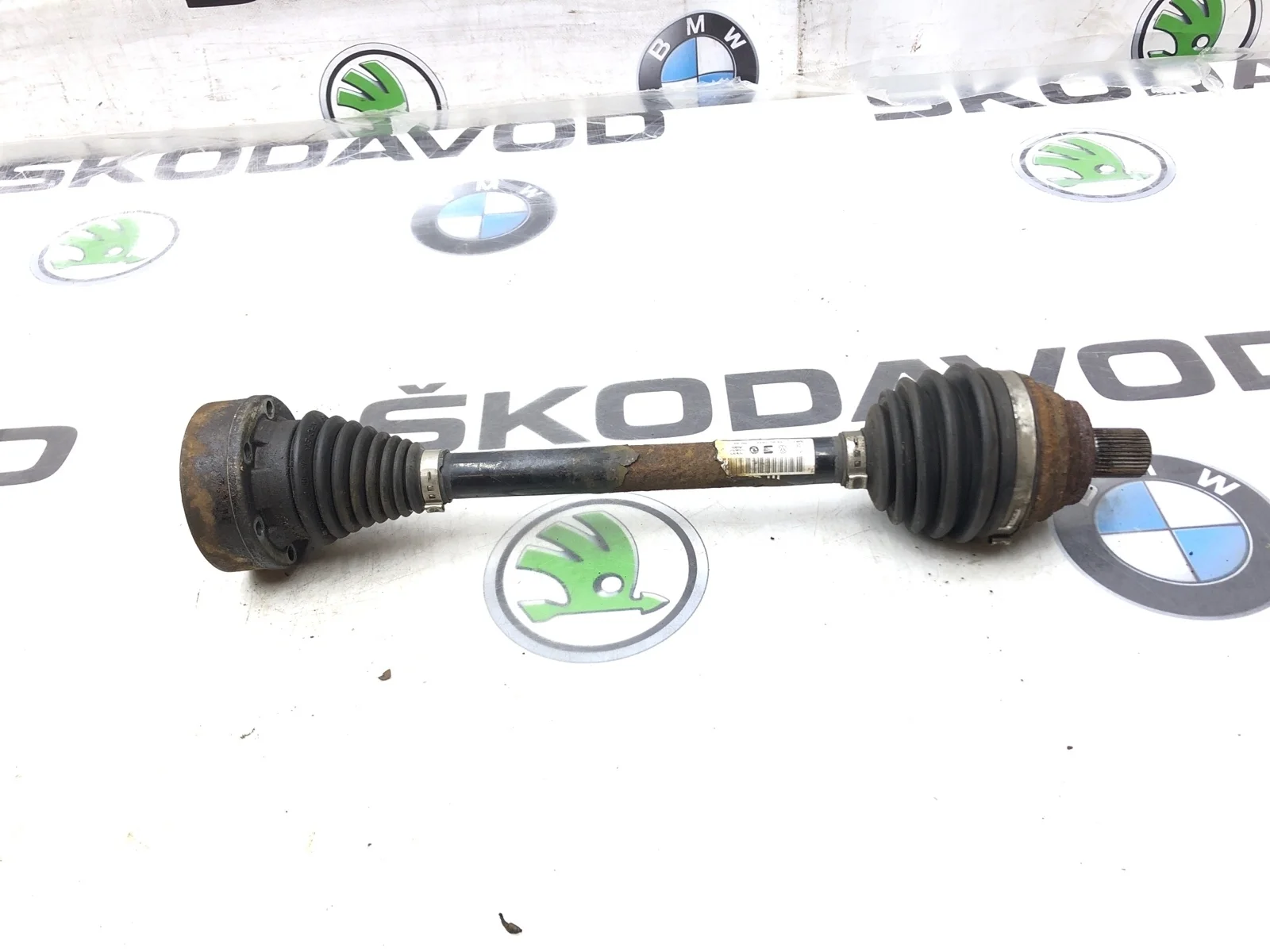 Привод МКПП Skoda Octavia 2012 1K0407271HQ A5 (1Z) 1.2 CBZB, передний левый