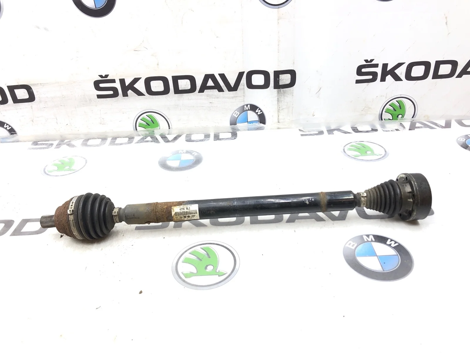 Привод МКПП Skoda Octavia 2012 1K0407272NN A5 (1Z) 1.2 CBZB, передний правый