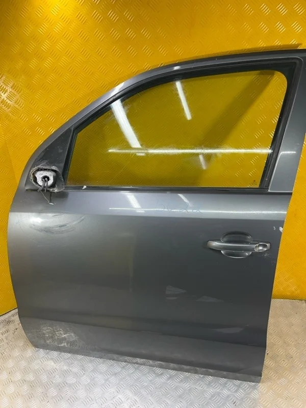 Стекло двери передней левой Volkswagen Amarok (2010-2016) 2011 Пикап