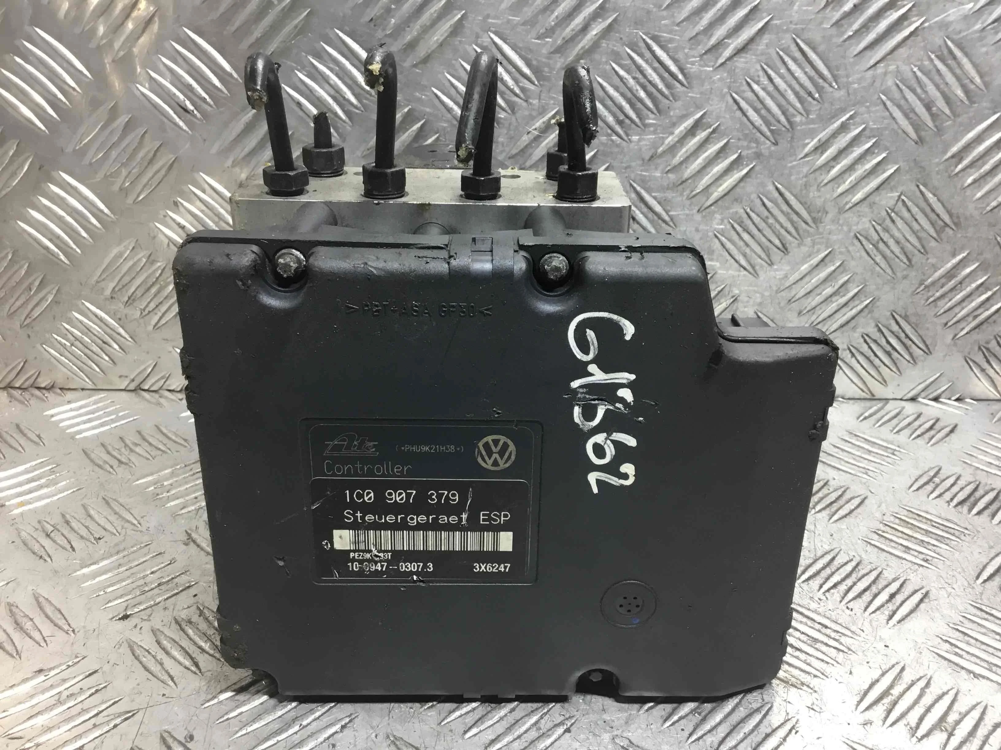 Блок ABS Volkswagen Bora Bora (1J) 1998 - 2005 бензин 1.6 i Механика Седан