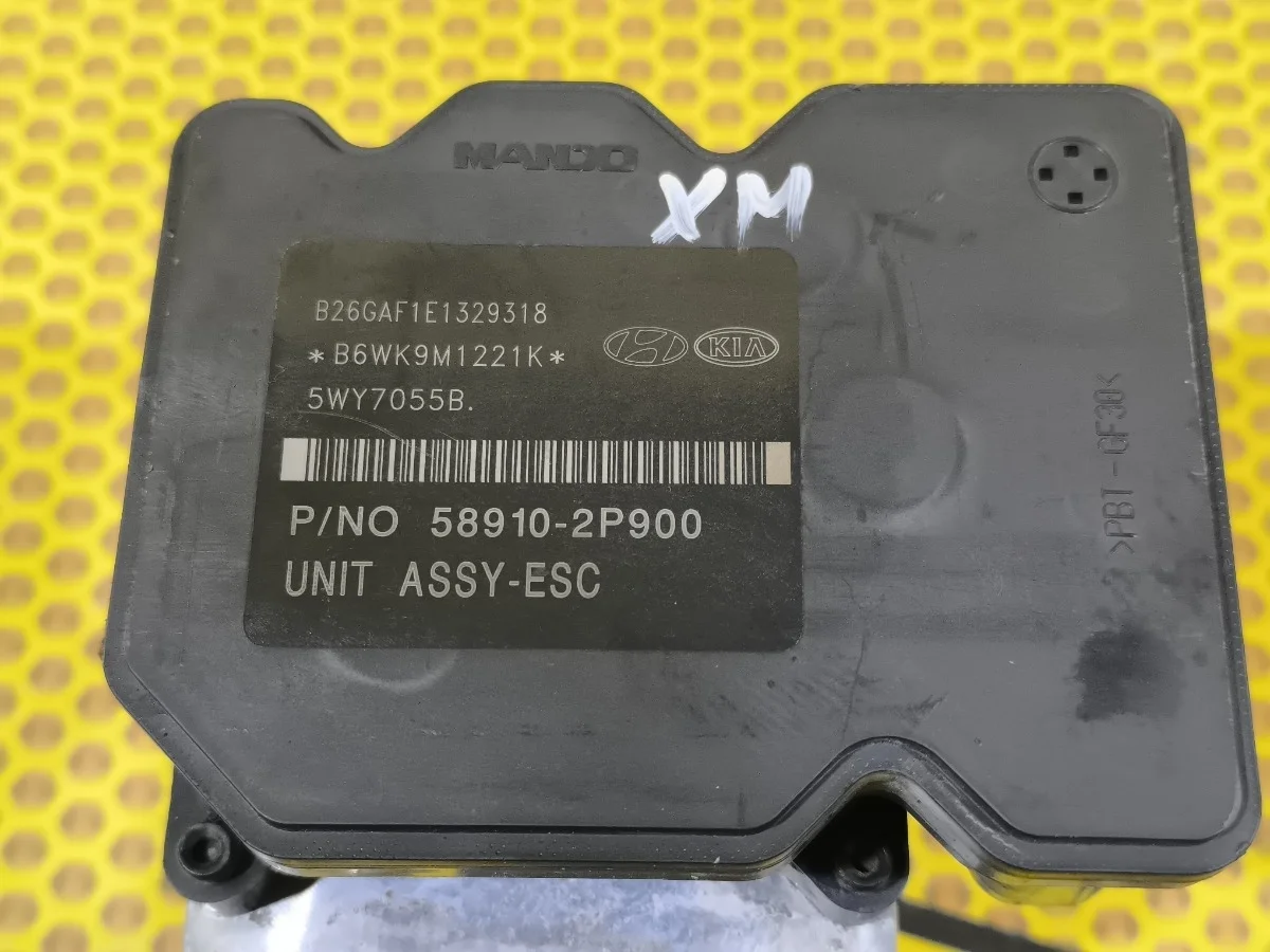 Блок abs насос Kia Sorento 2010 XM