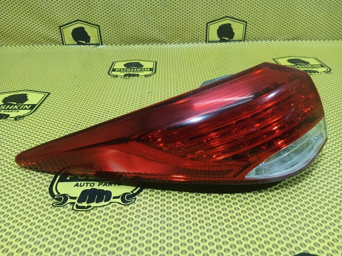 Фонарь в крыло Hyundai I40 2012 VF