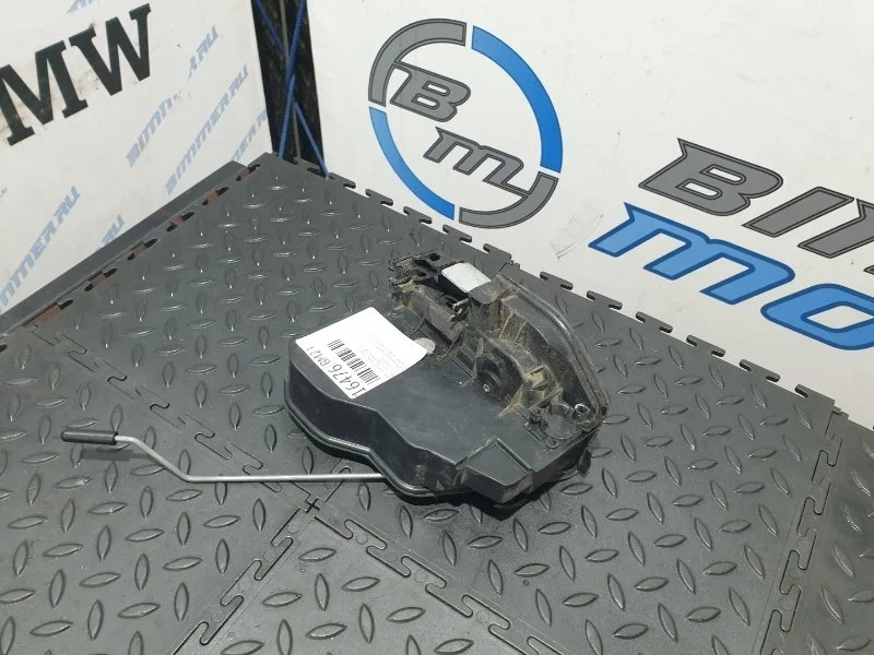 Замок двери Bmw 330I 2018 51217229458 F30 B46B20B, передний правый