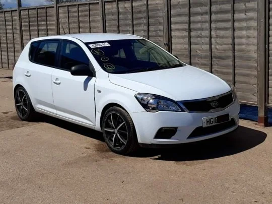 Продажа Kia Ceed 1.4 (109Hp) (G4FA) FWD MT по запчастям