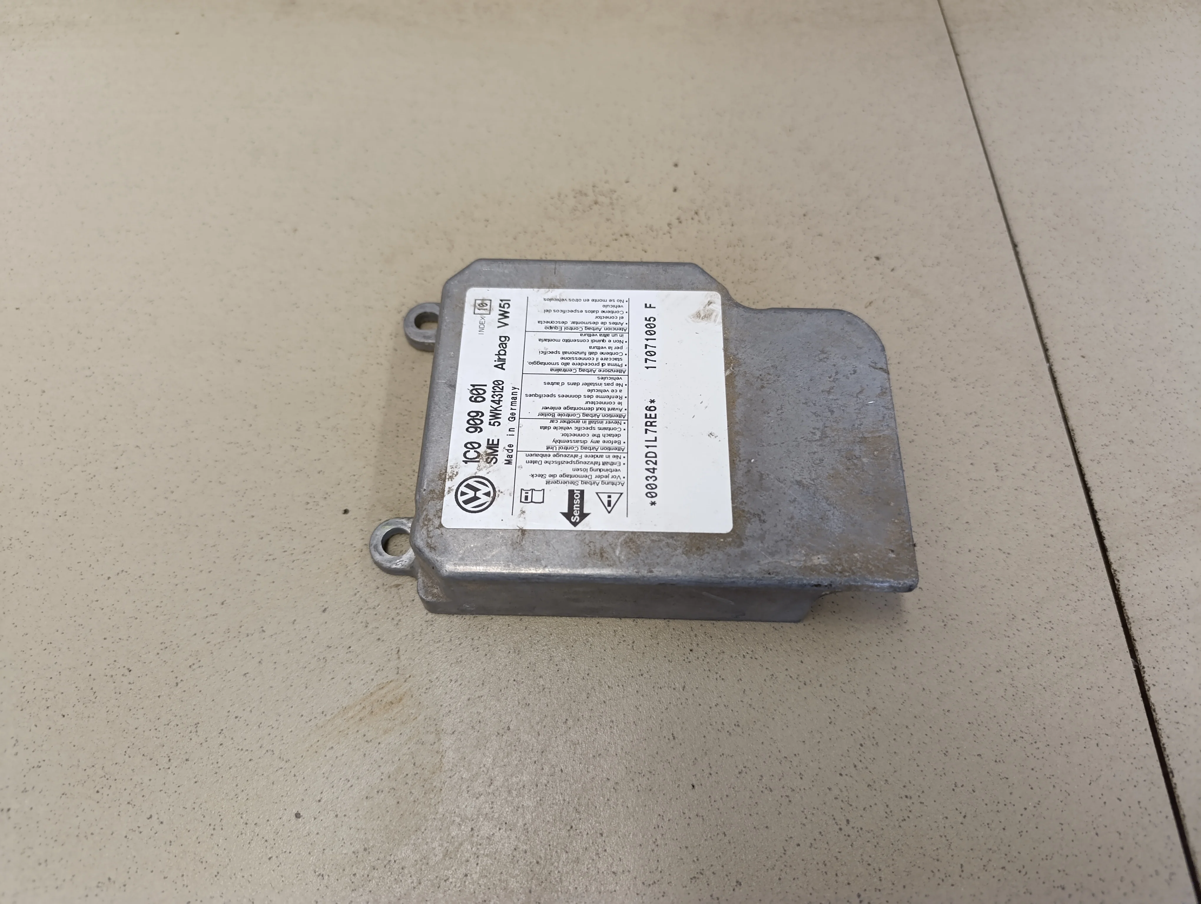 Блок управления AIR BAG Octavia (A4 1U-) 2000-2011